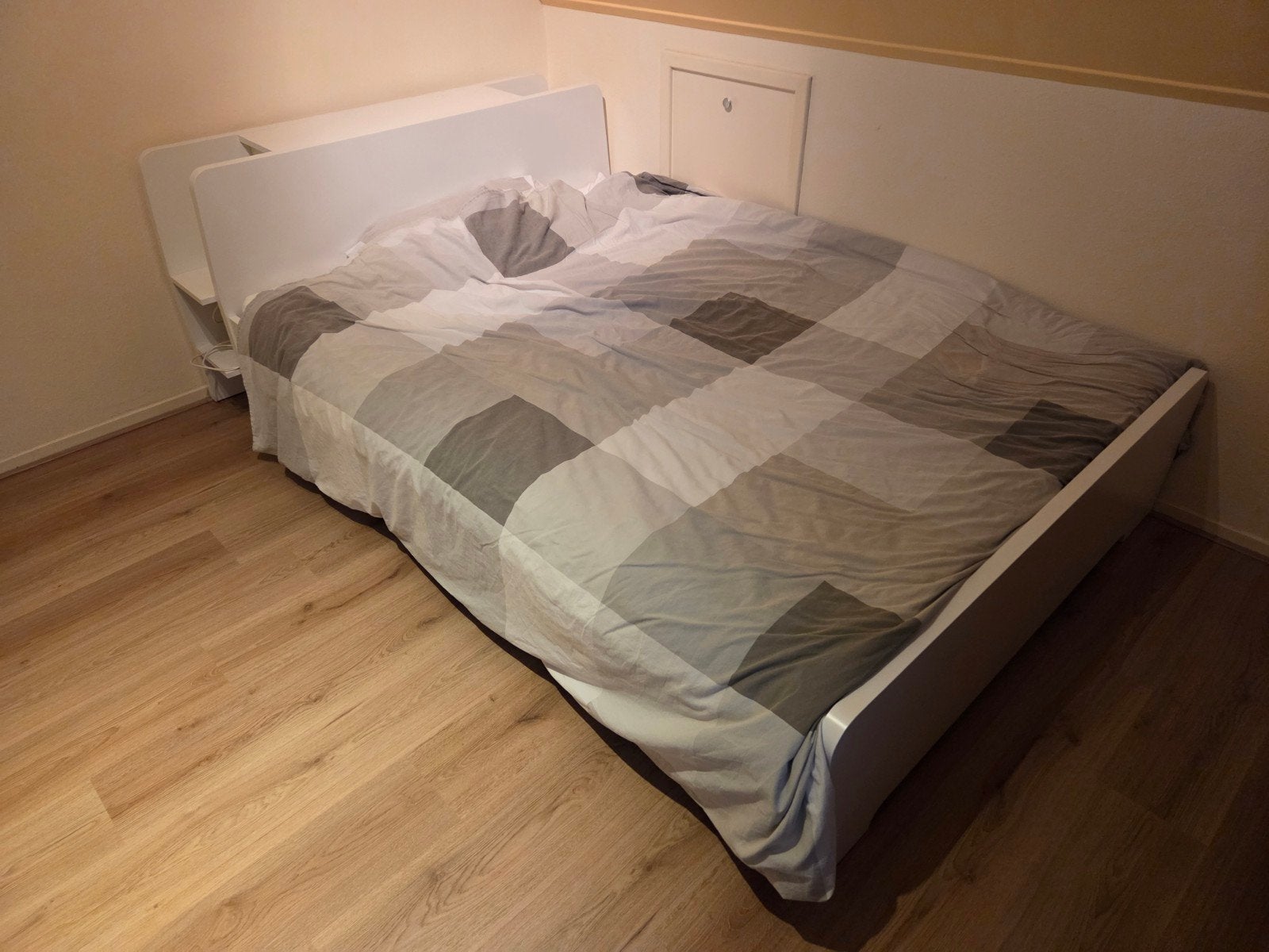 IKEA Bed met lattenbodem (exclusief matras), Ophalen, Gebruikt, Wit, Tweepersoons