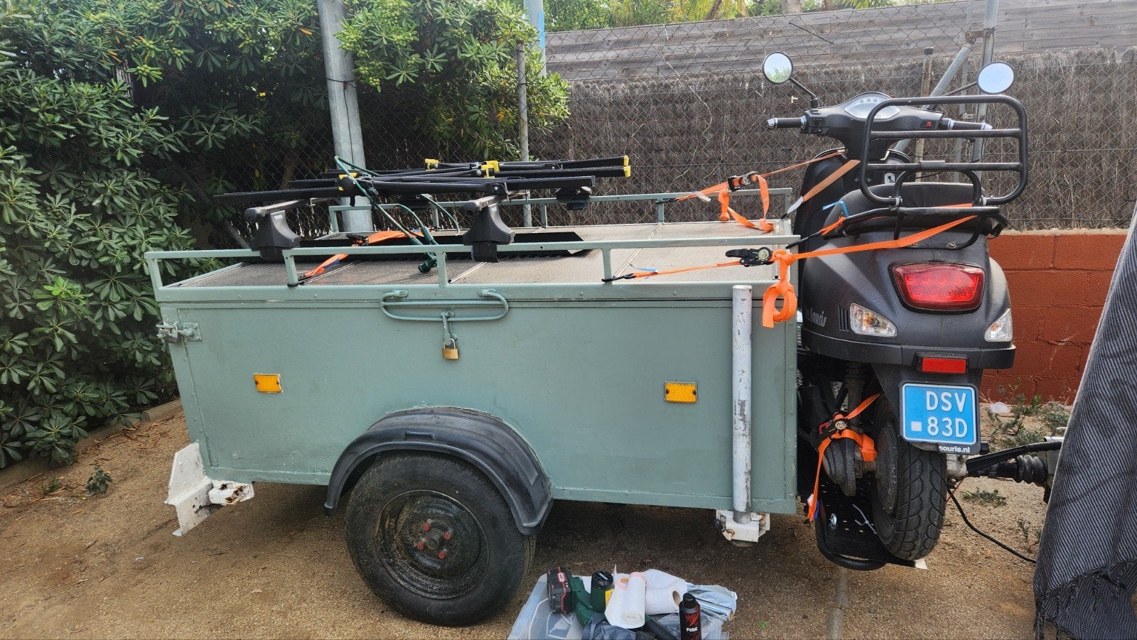 bagage  wagen met scooter houder, Ophalen