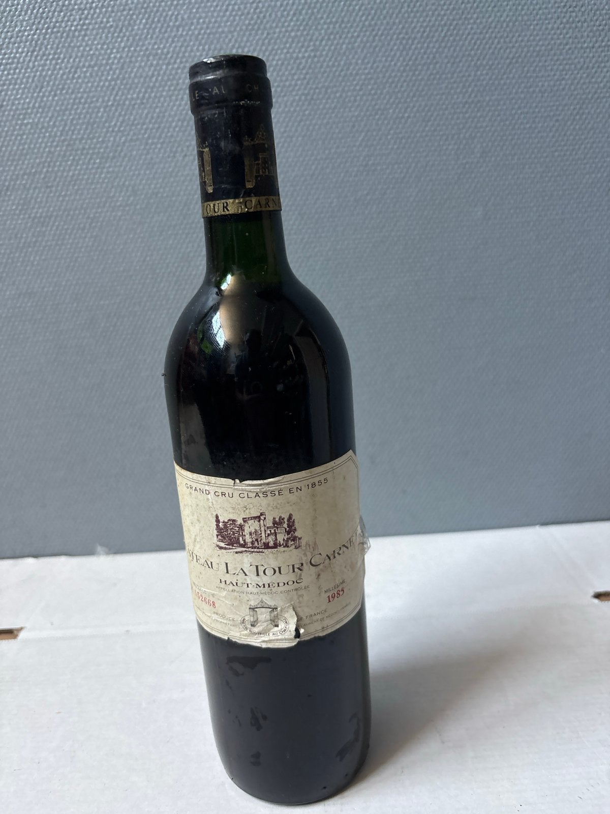 Château La Tour Carnet Haut-Médoc 1985, Verzamelen, Ophalen of Verzenden, Gebruikt, Frankrijk, Rode wijn