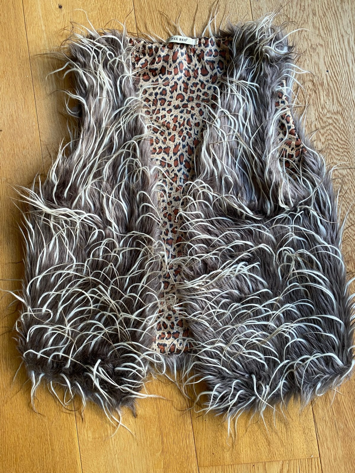 Fee Red faux fur gilet met luipaardprint voering, Ophalen of Verzenden, Zo goed als nieuw, Maat 42/44 (L), Bruin