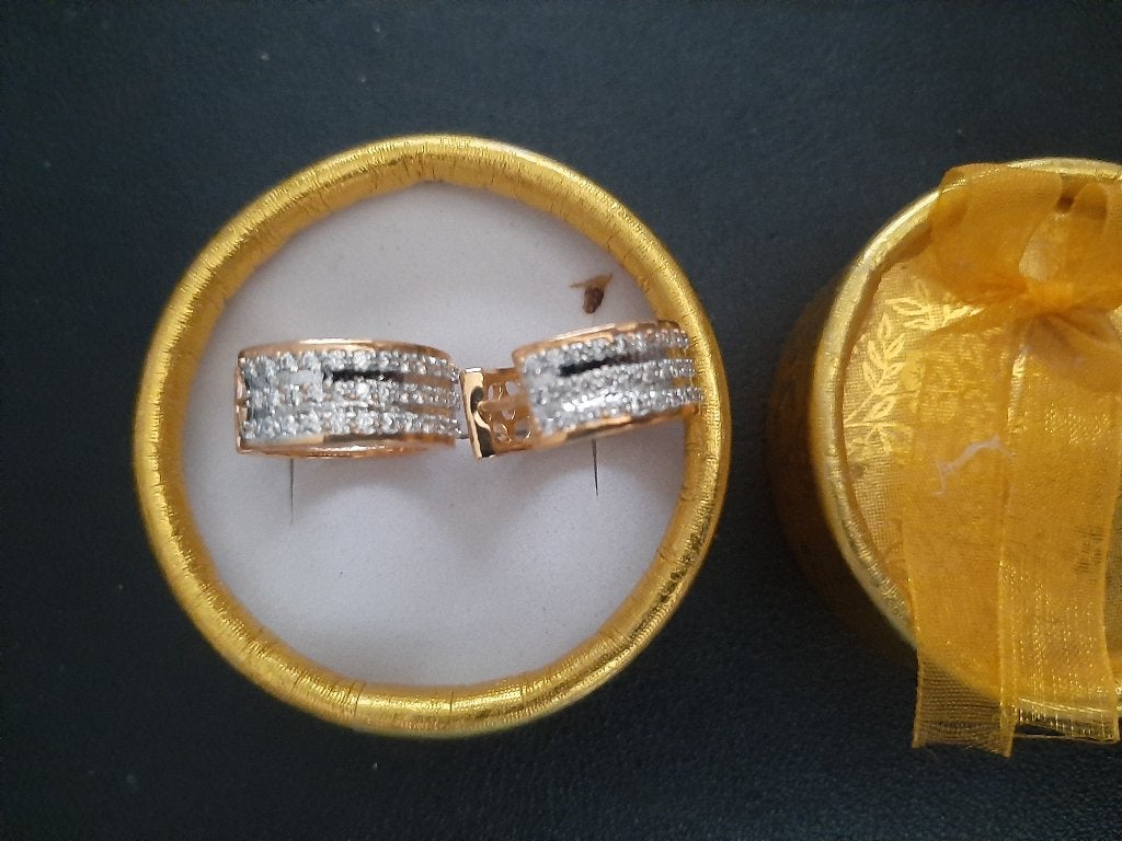3 rijen zirkonen 18K goud verguld oorbellen, Sieraden, Tassen en Uiterlijk, Oorbellen, Overige materialen, Nieuw, Ophalen of Verzenden