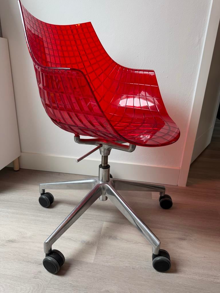 Calligaris Design Bureaustoel Rood Transparant, Huis en Inrichting, Bureaustoelen, Gebruikt, Bureaustoel, Rood, Ophalen of Verzenden