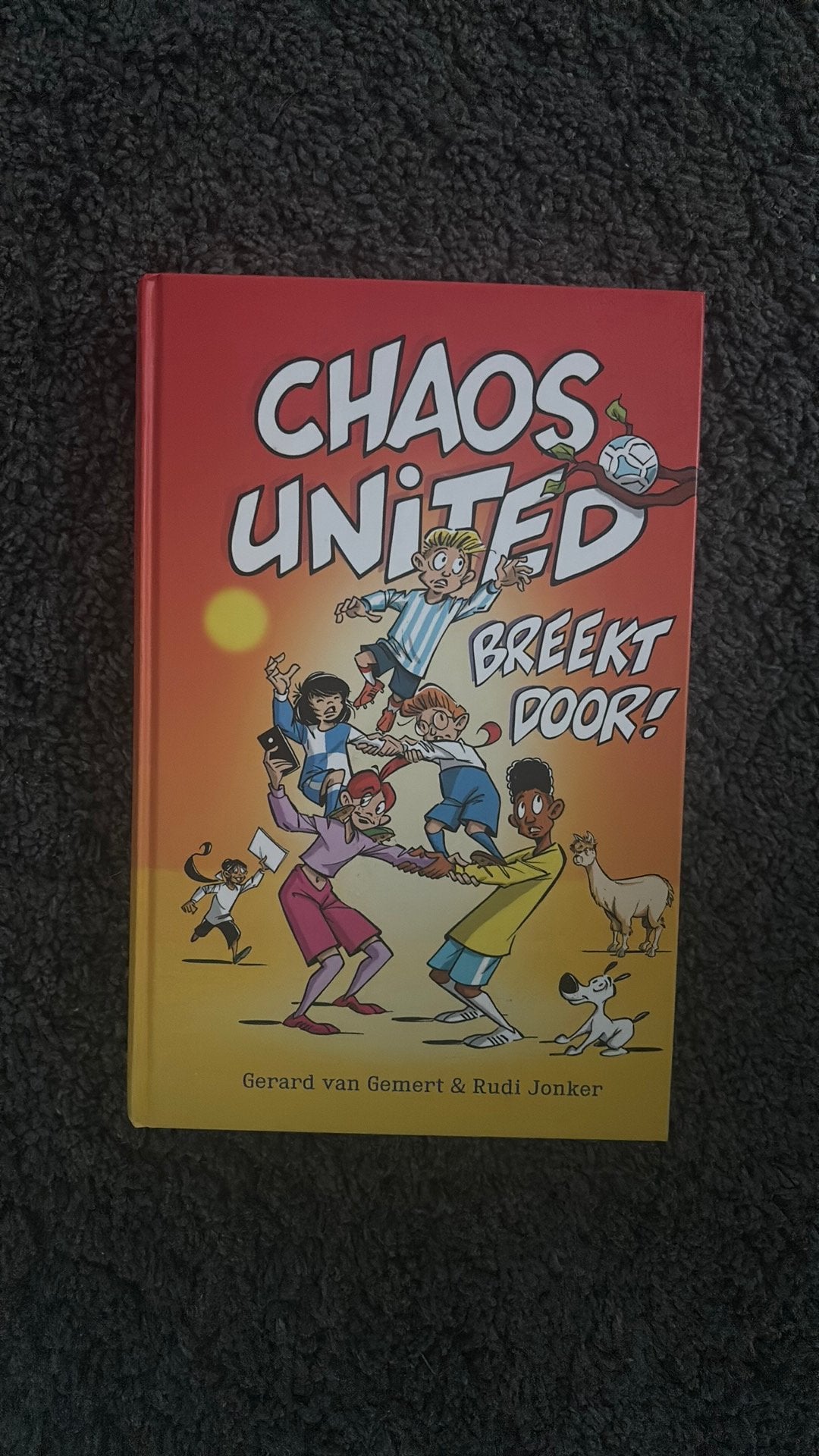 Gerard van Gemert - Chaos United breekt door!, Ophalen of Verzenden, Zo goed als nieuw, Gerard van Gemert; Rudi Jonker