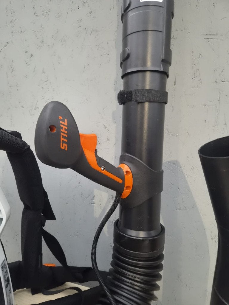 Stihl BR600 ruggedragen benzine bladblazer, Ophalen, Ruggedragen, Zo goed als nieuw, Stihl