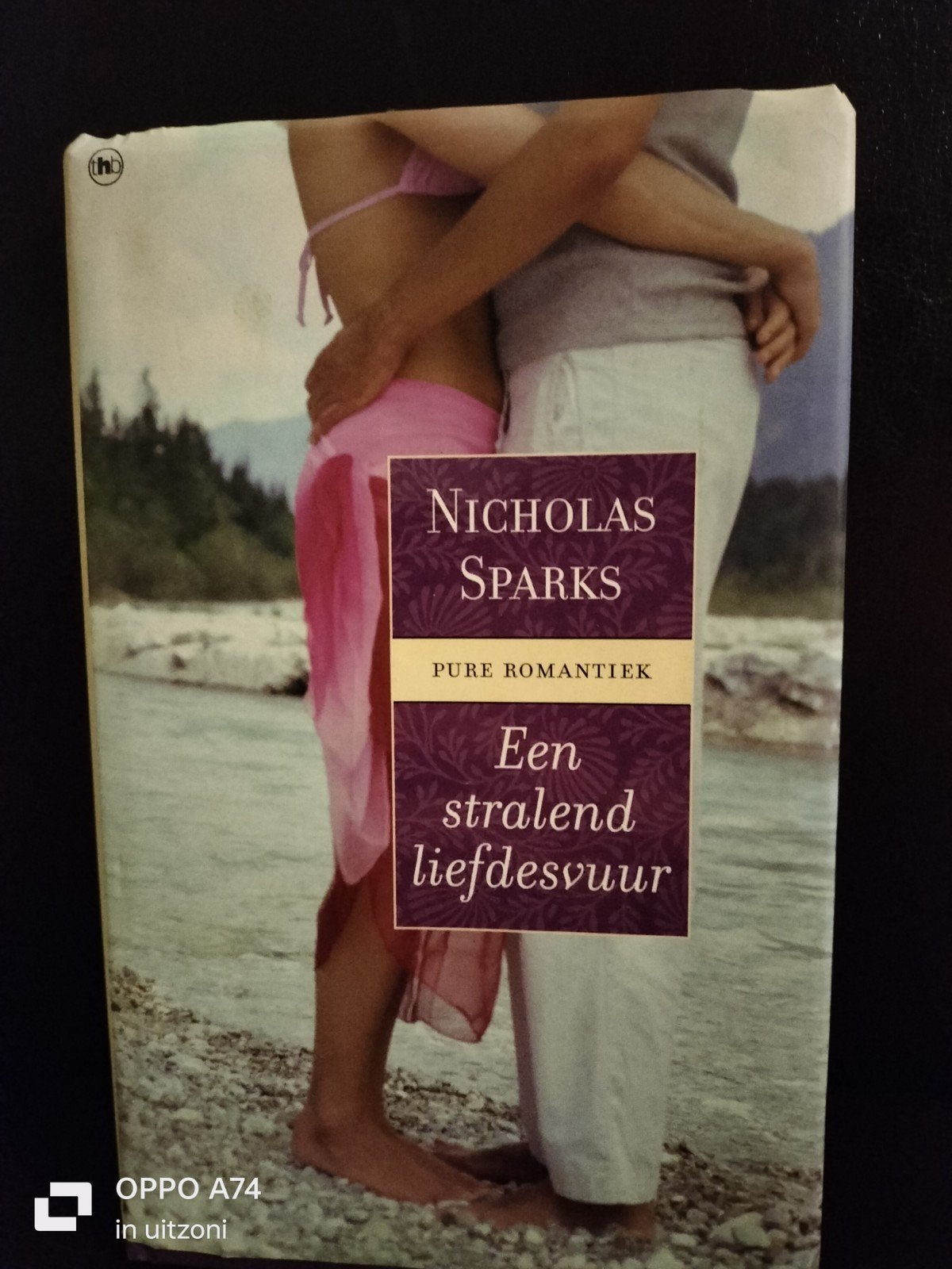 Een Stralend Liefdesvuur - Nicholas Sparks (Paperback), Boeken, Ophalen of Verzenden, Gelezen, Nicholas Sparks, Nederland