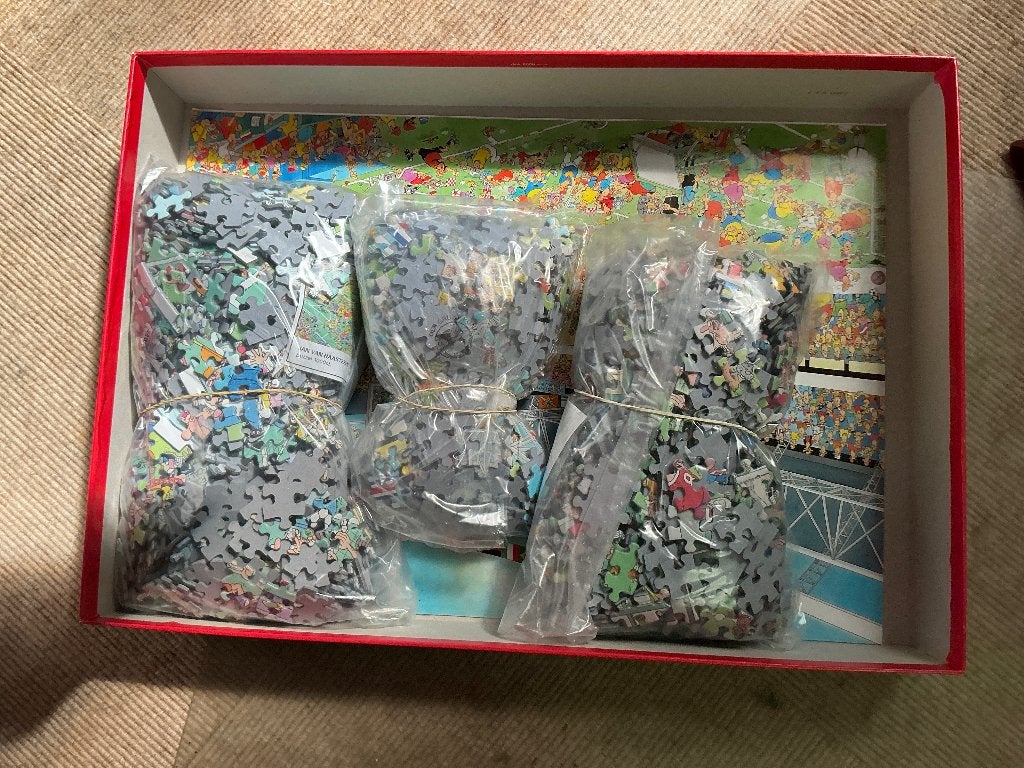 Jan van Haasteren 3x Voetbal Puzzel + Poster, Ophalen, 500 t/m 1500 stukjes, Zo goed als nieuw, Legpuzzel