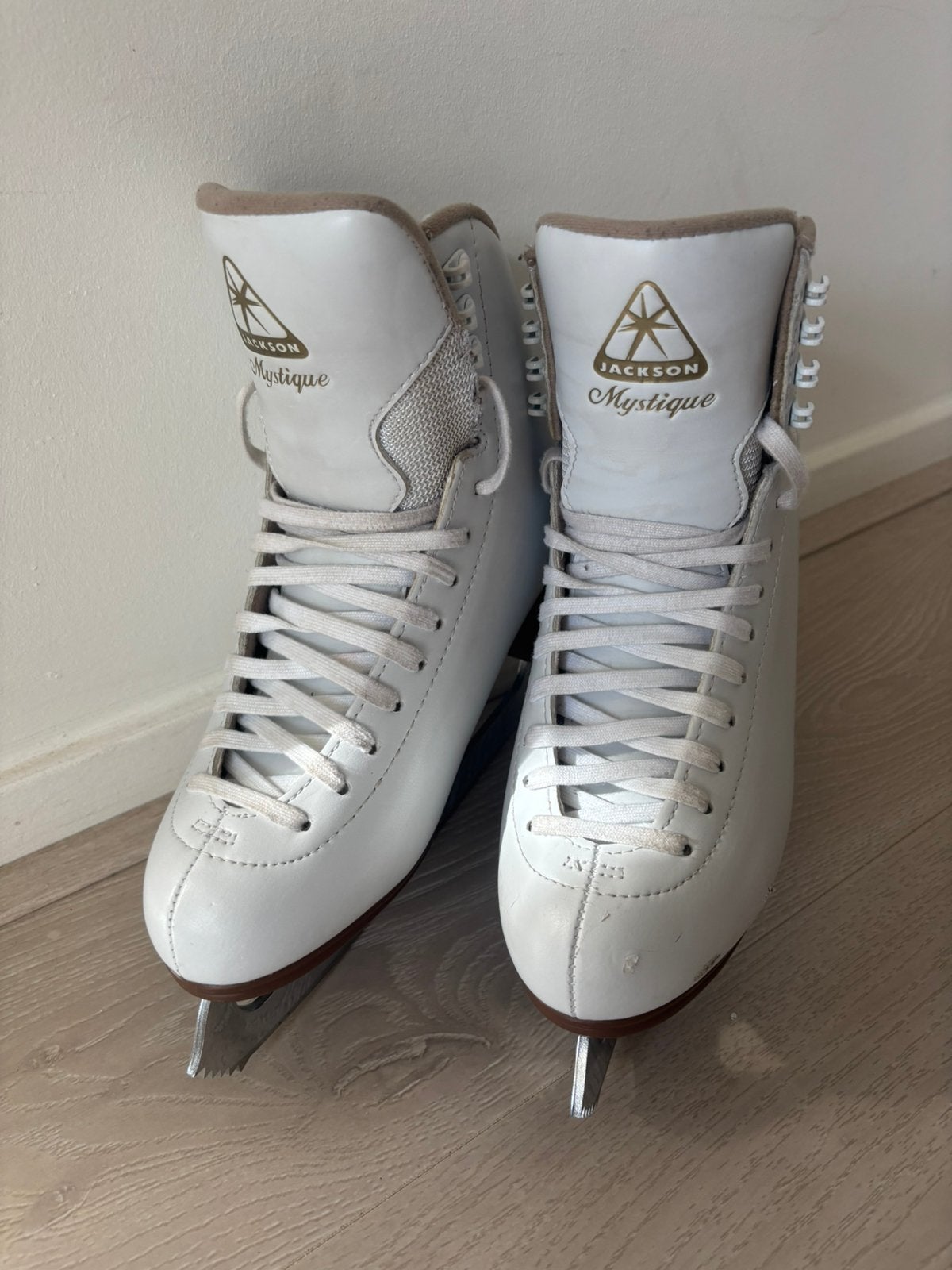 Jackson schaatsen kunstschaatsen mt 39, Sport en Fitness, Overige merken, Gebruikt, Ophalen of Verzenden, Kunstschaatsen