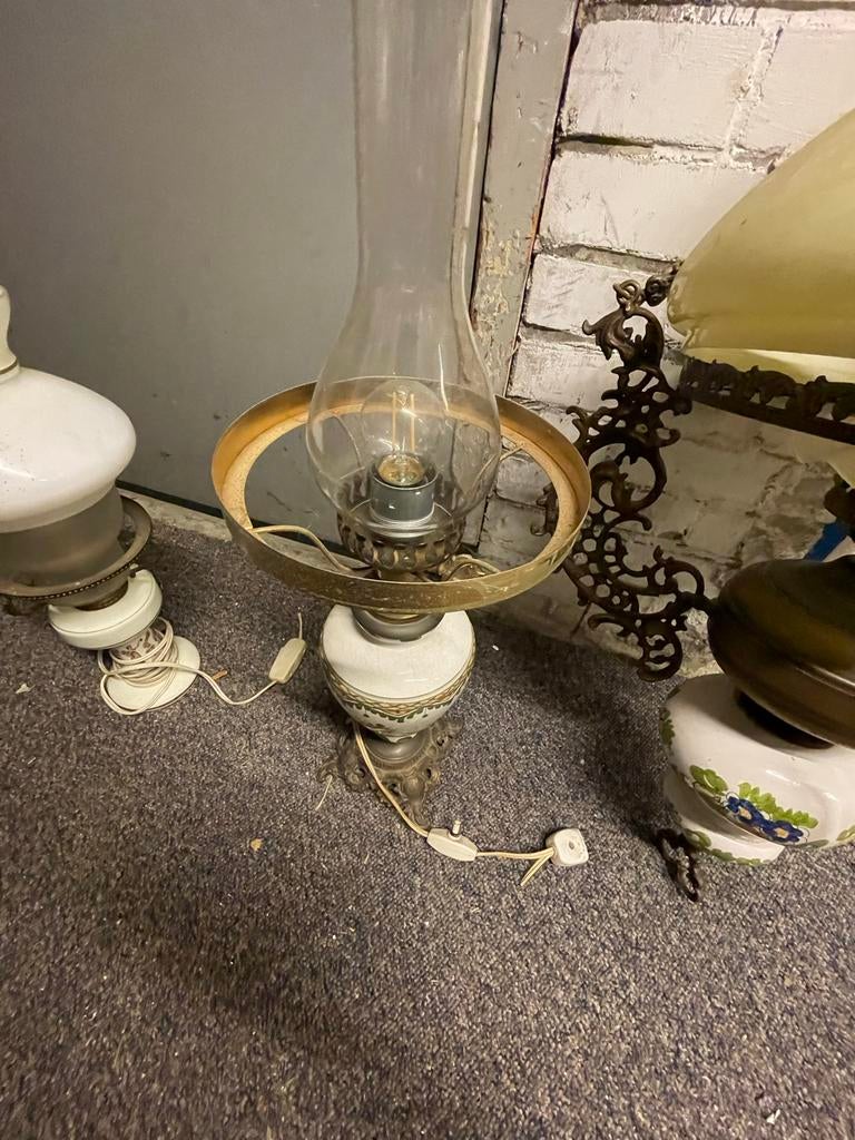 Antieke olielampen: hang- en staand model, Antiek en Kunst, Ophalen of Verzenden