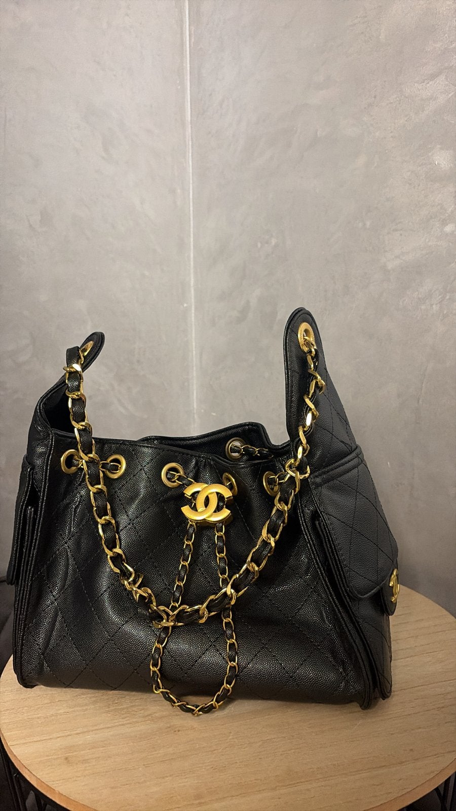 C Dames Tas Zwart met Gouden Details, Sieraden, Tassen en Uiterlijk, Ophalen of Verzenden, Gebruikt, Zwart, Handtas