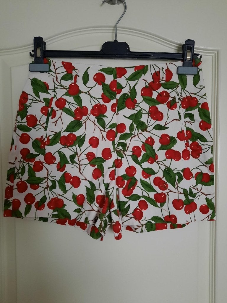 Broek Zara maat : S Kleur : Wit, Kort, Meerkleurig, Zara, Nieuw