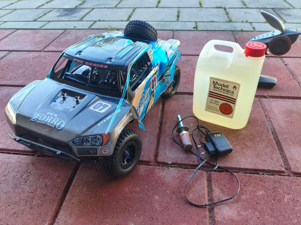 FTX Zorro 1/10 Nitro Trophy Truck 4WD RTR netjes rc auto rad, Auto offroad, Ophalen of Verzenden, Zo goed als nieuw, Schaal 1:10