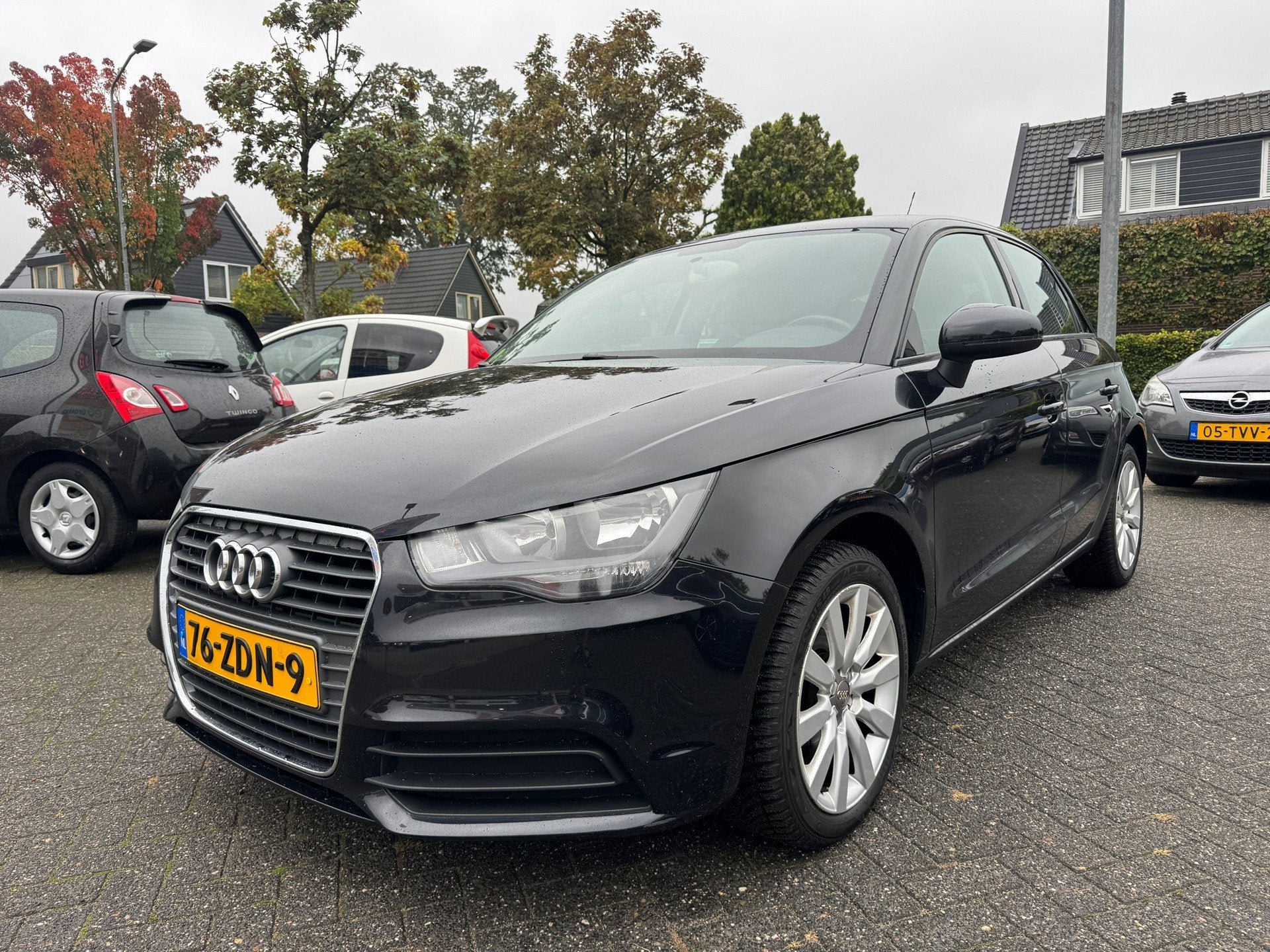 Audi A1 Sportback 1.6 TDI Connect Apk 10/11/27,Airco,Cruise,, Euro 5, 4 cilinders, 4 stoelen, 620 kg