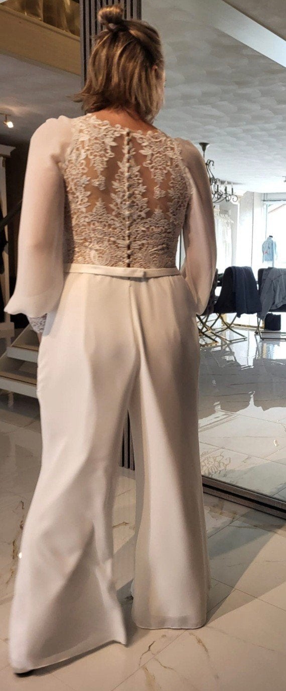 Waanzinnige witte bruids jumpsuit met veel kant, Wit, Ophalen of Verzenden, Zo goed als nieuw, Helene, Libelle Bridal