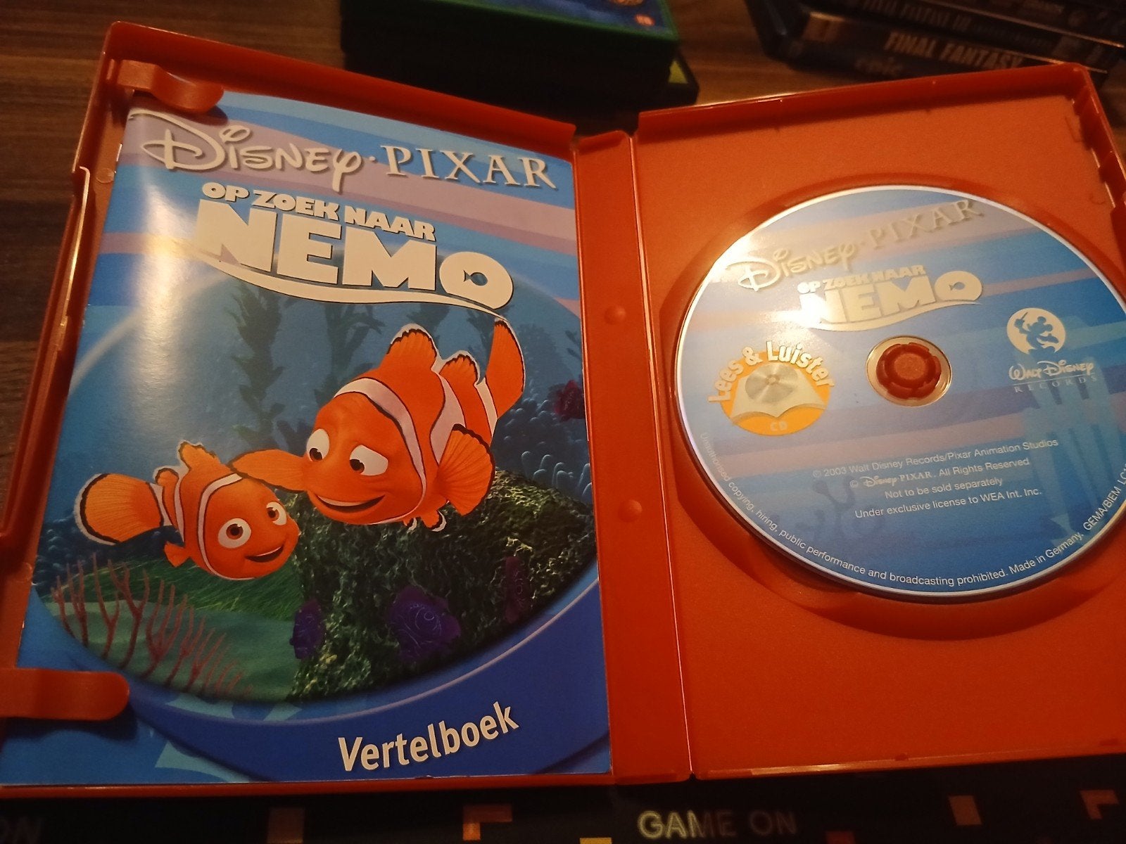 Disney op zoek naar nemo lees & luister cd, Ophalen of Verzenden, Zo goed als nieuw, Nederlandstalig
