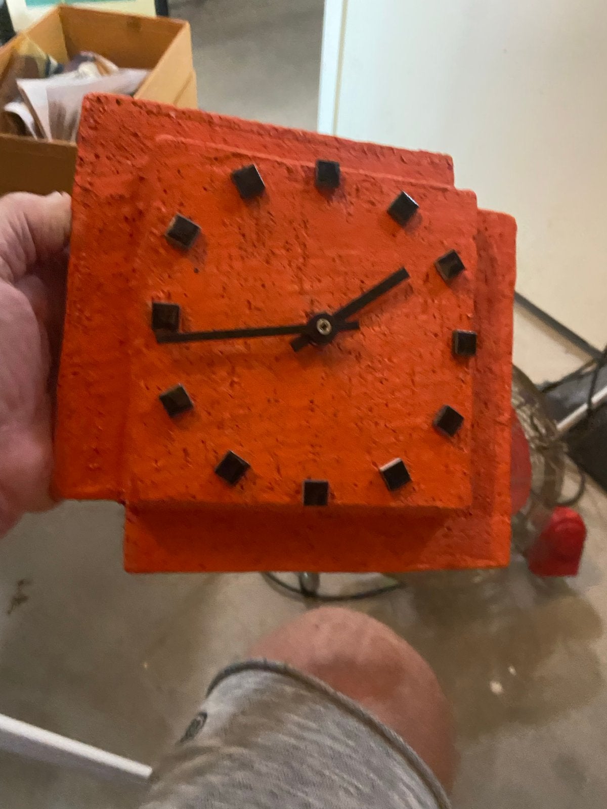 Vintage oranje tafelklok - Uurwerk defect.       20 euro, Antiek en Kunst, Ophalen