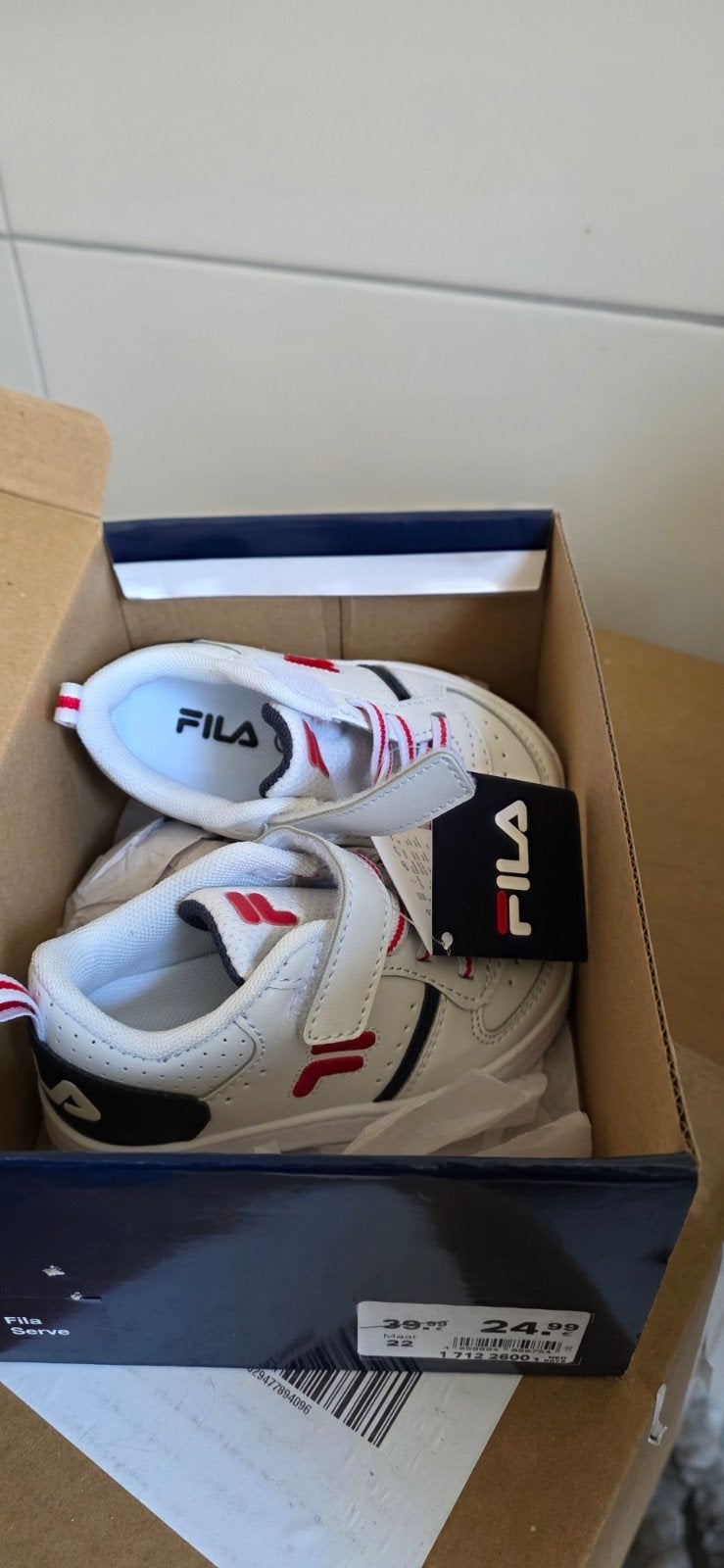 Nieuwe Fila kinderschoenen maat 22, Fila, Jongen of Meisje, Schoenen, Nieuw
