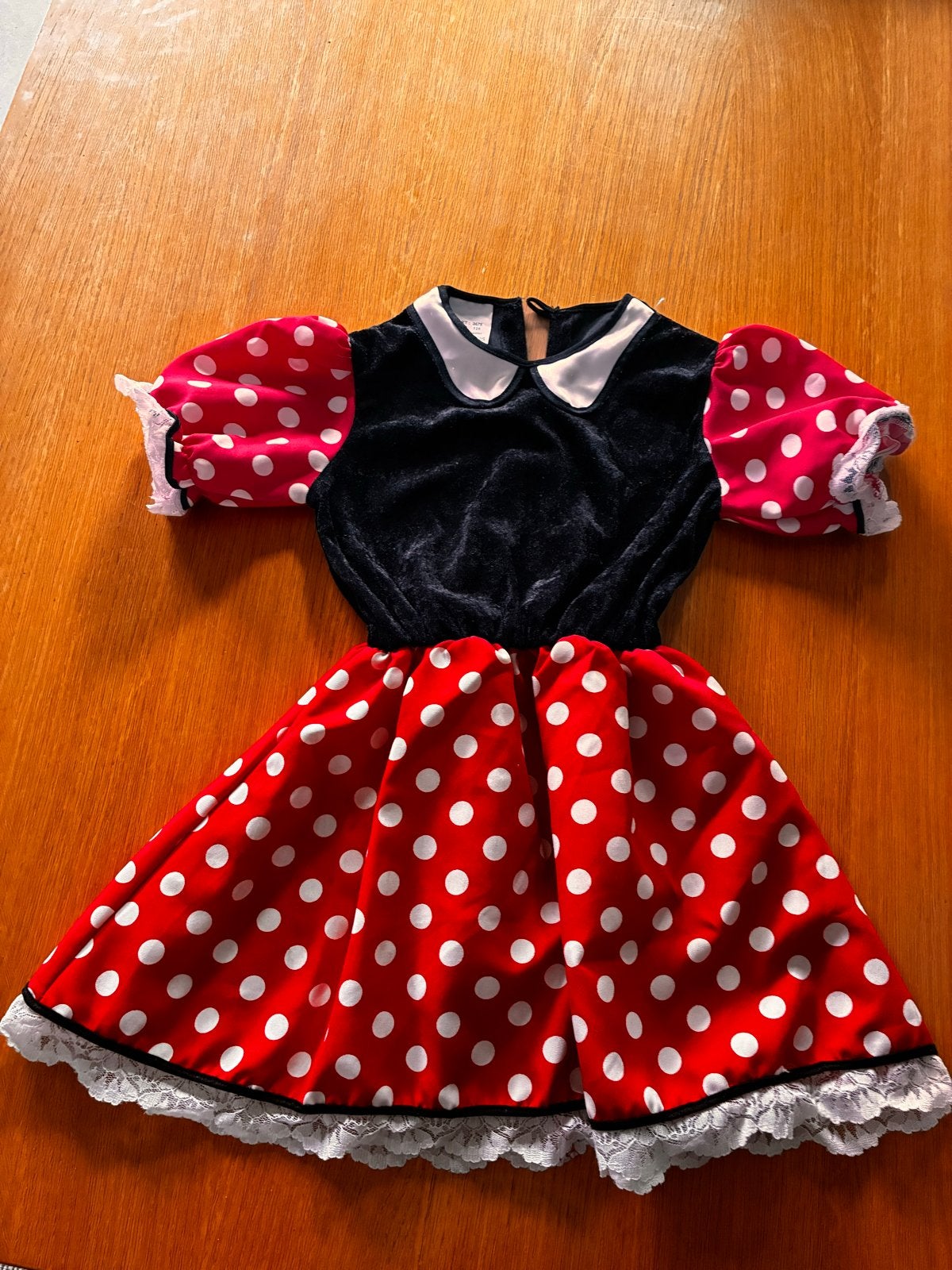 Minnie Mouse jurk maat 128 carnaval, Ophalen, Gebruikt, 122 t/m 128, Meisje