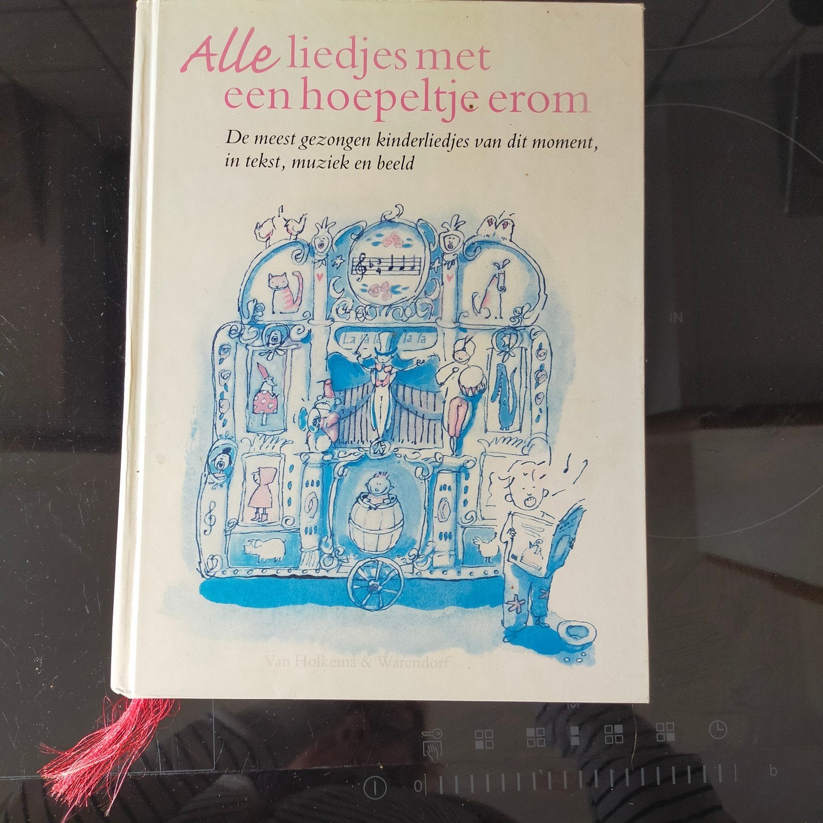 Alle liedjes met een hoepeltje erom - Kinderliedjes, Boeken, Ophalen