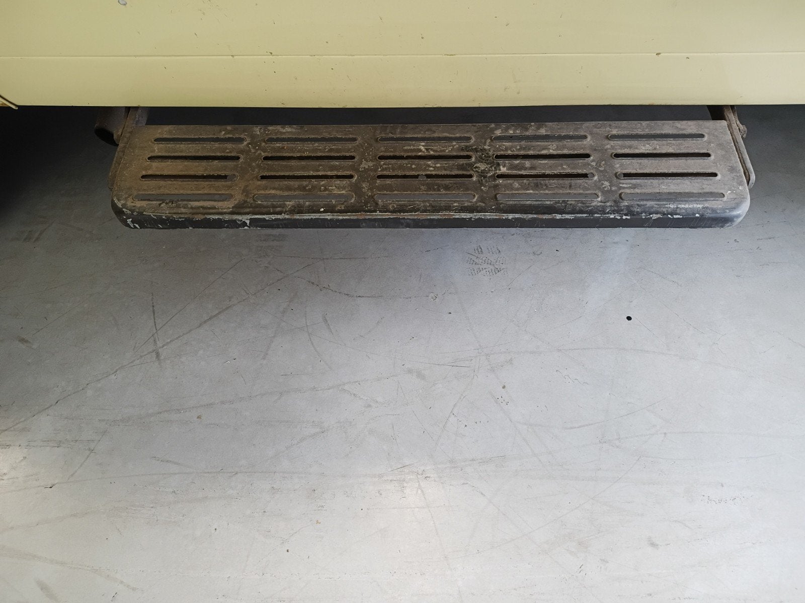 Foto 22 van Ford Transit Foodtruck Benzine belastingvrij APK 2028!