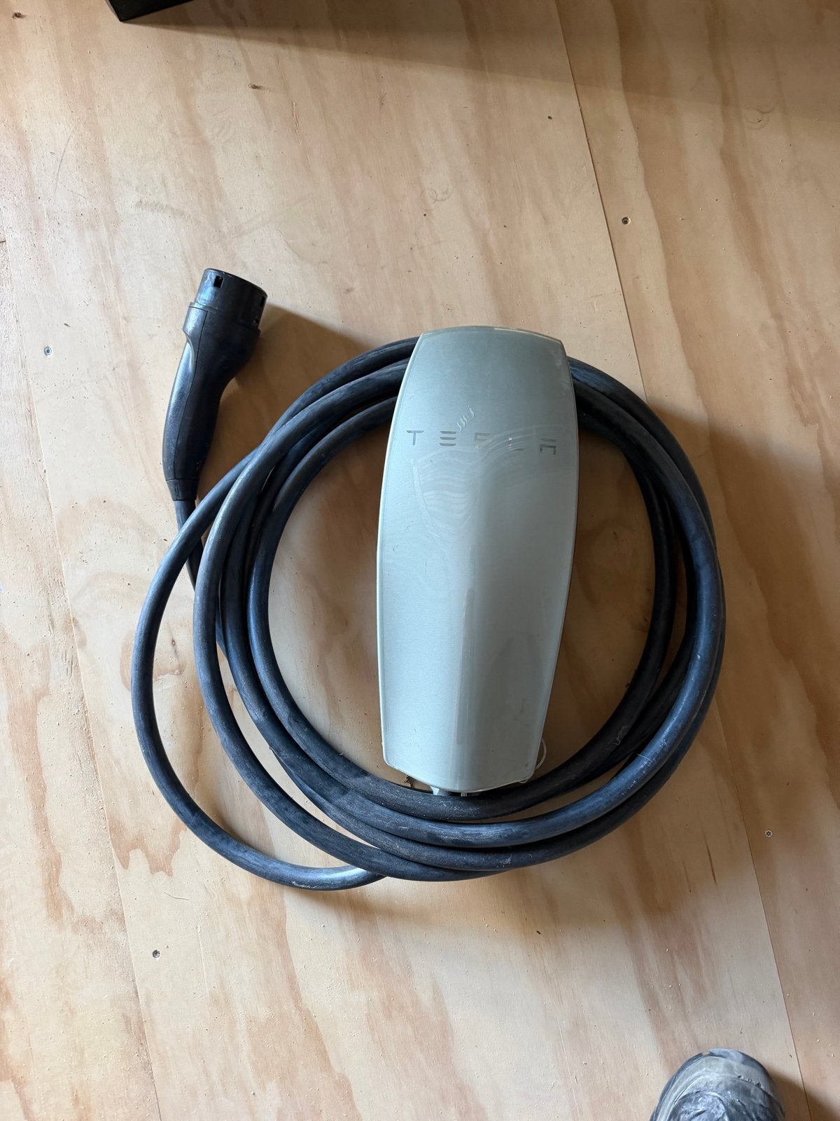 Tesla Gen 2 Wall Connector Laadkabel - defect, Ophalen of Verzenden, Gebruikt