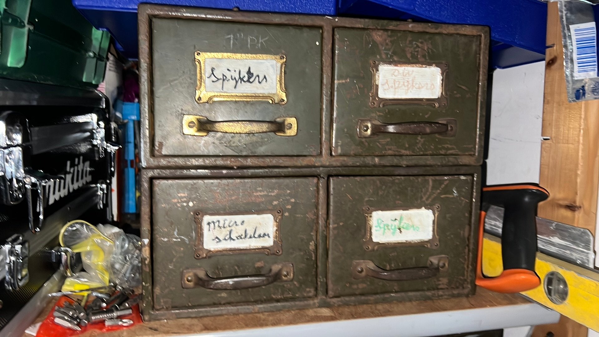 Leuke retro metalen gereedschapkastjes, Ophalen, Gebruikt