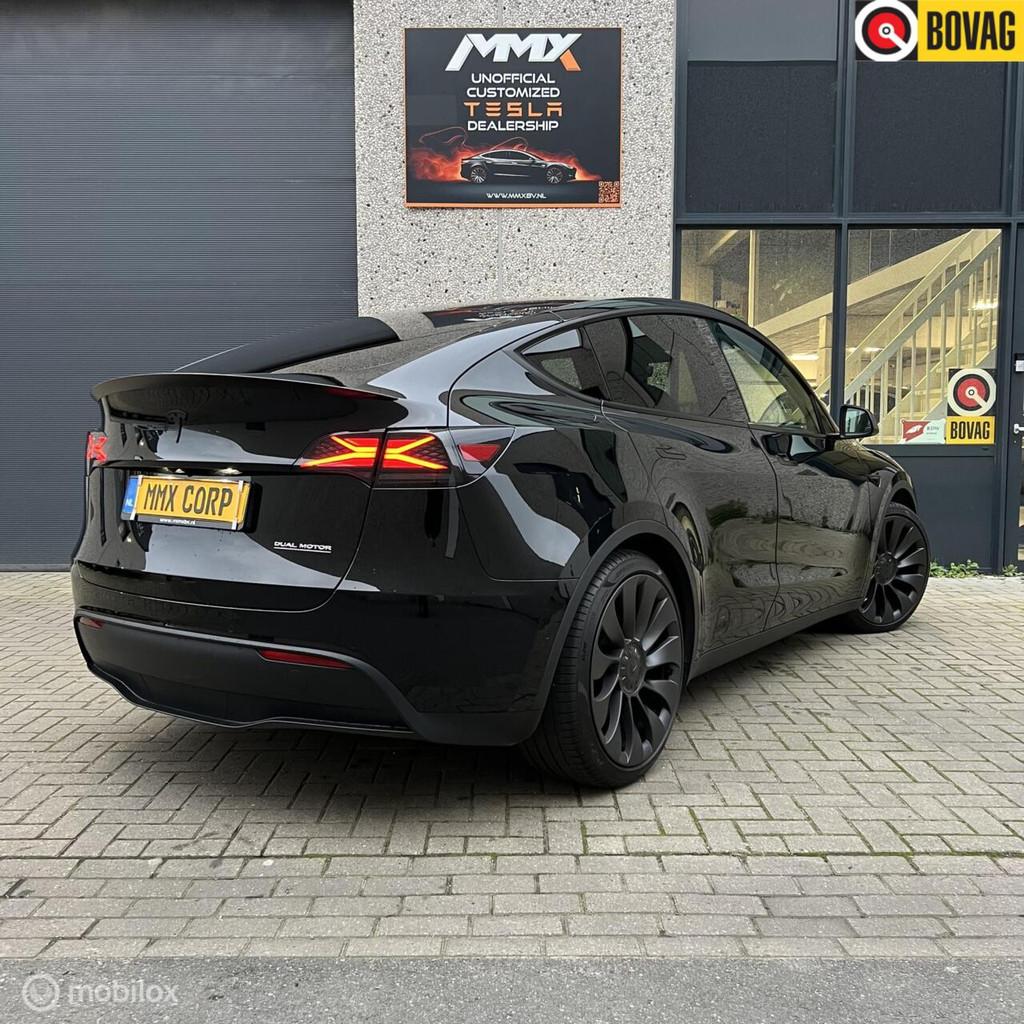 Tesla Model Y Performance + MMX PACK + IAP, Automaat, Gebruikt, Zwart, Overige carrosserieën