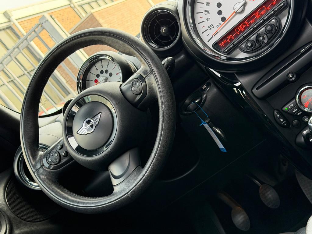 Mini Countryman 1.6 Cooper Chili - Royal Grey - Panorama/Sch, Voorwielaandrijving, Gebruikt, Euro 6, Leder en Stof