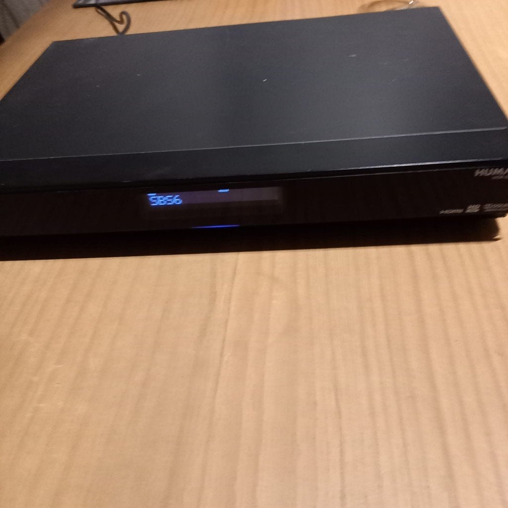 digitaal tv turner Humax 15euro, LED, Zo goed als nieuw, 100 Hz, 100 cm of meer