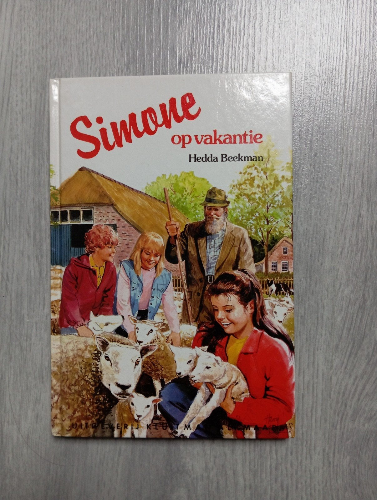 Simone op vakantie - Hedda Beekman, Boeken, Ophalen of Verzenden, Gelezen, Hedda Beekman, Fictie algemeen