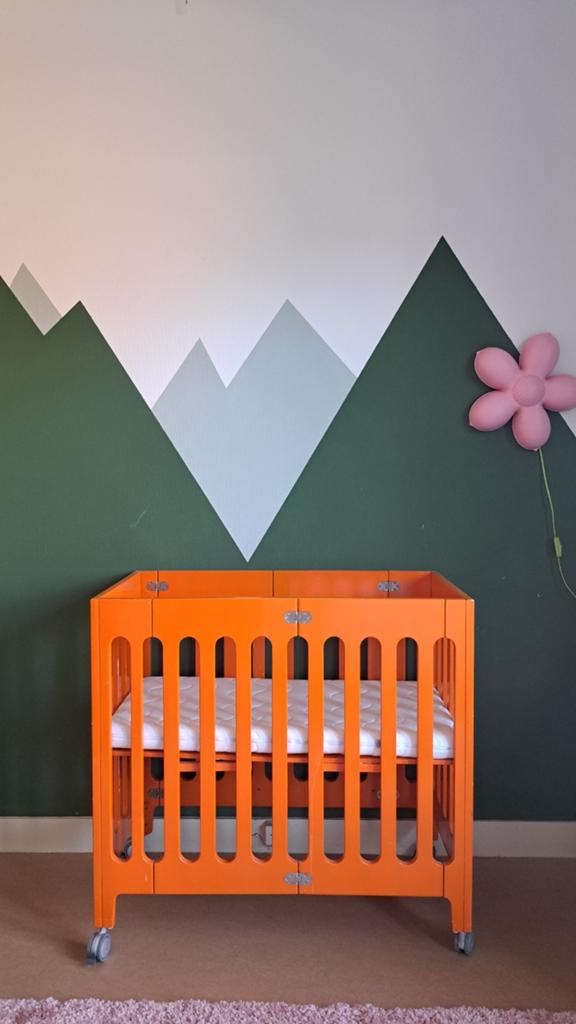 Bloom Alma Mini Ledikant wieg Oranje 90*45, Ophalen, Gebruikt, Ledikant