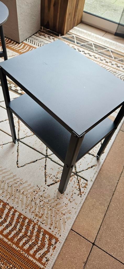 Ikea Nachtkastje - Strak Design, Ophalen, Minder dan 45 cm, Metaal of Aluminium, Zo goed als nieuw