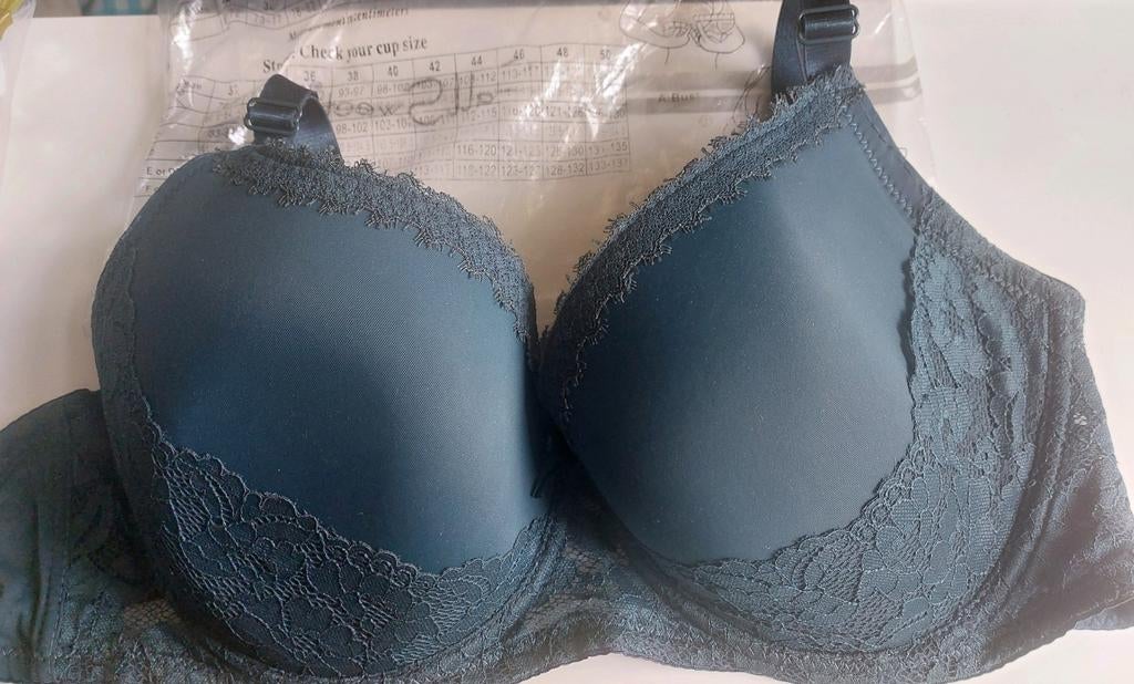Nieuw donkergroen emerald Beugelbh maat 90F, Kleding | Dames, Ondergoed en Lingerie, Ophalen of Verzenden