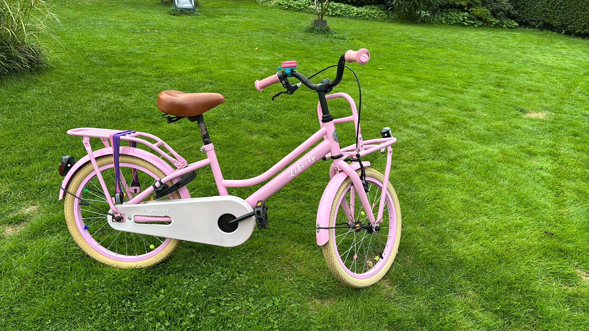 Nette Meisjesfiets Liberty Spirit 18 inch, Ophalen, Zo goed als nieuw, Terugtraprem, 16 tot 20 inch