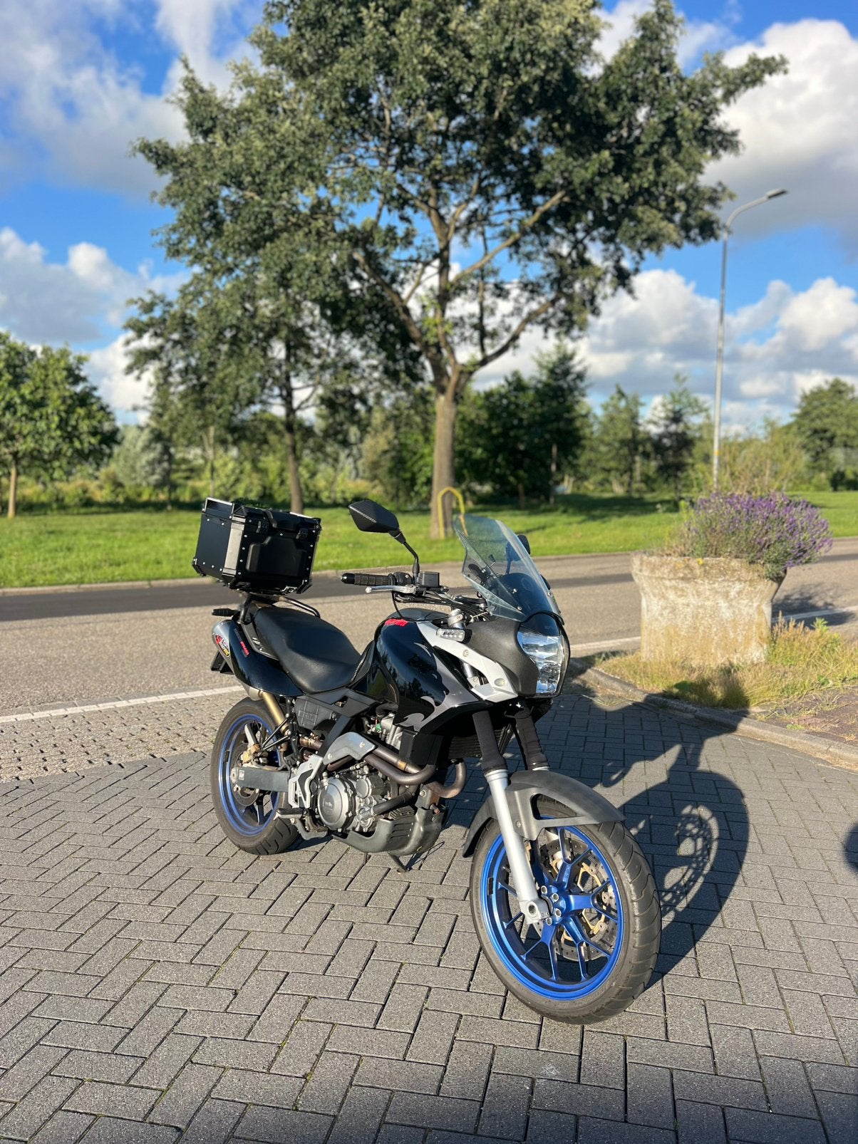Aprilia pegaso 650 Akrapovic, Motoren, Particulier, Naked bike