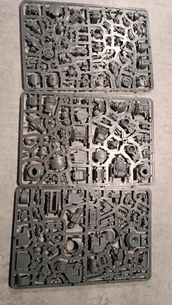 Brutalis Dreadnought (no base), Ophalen of Verzenden, Zo goed als nieuw, Warhammer, Figuurtje(s)