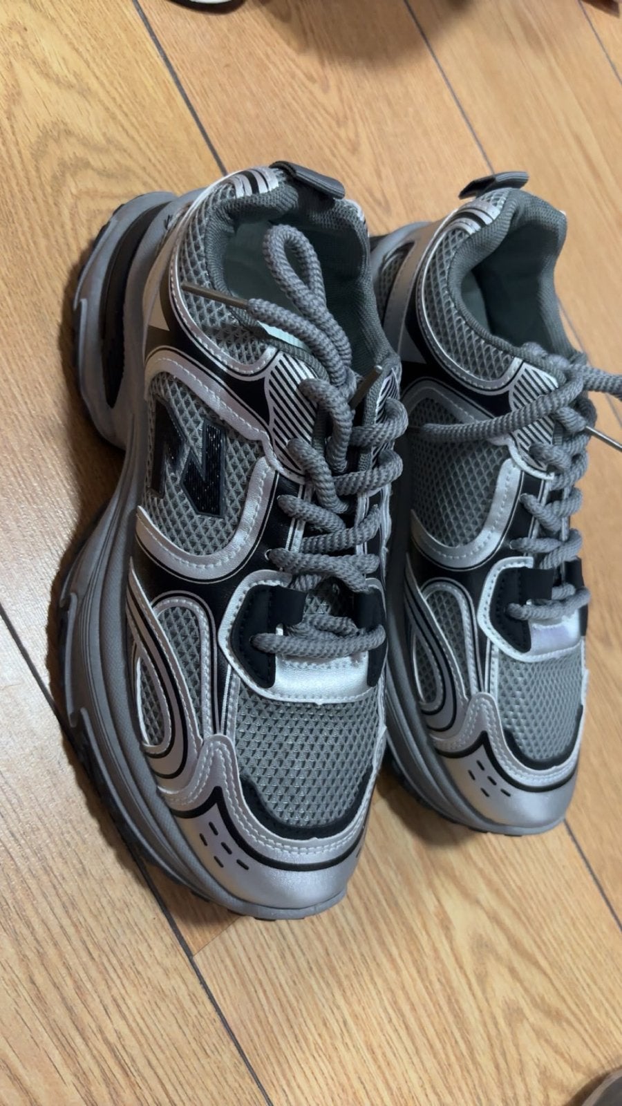 Trendy Sneakers - Diverse Kleuren en Maten, Ophalen of Verzenden, Nieuw, Grijs, Sneakers of Gympen
