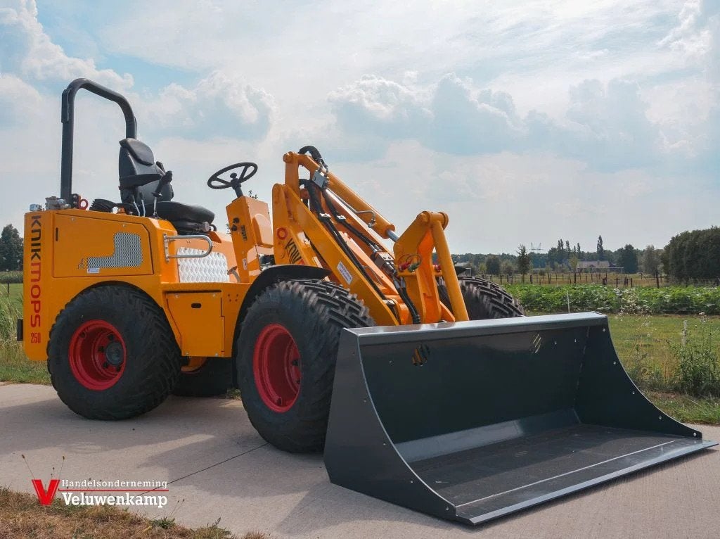 Knikmops 250 Nieuw op voorraad! (bj 2026), Wiellader of Shovel