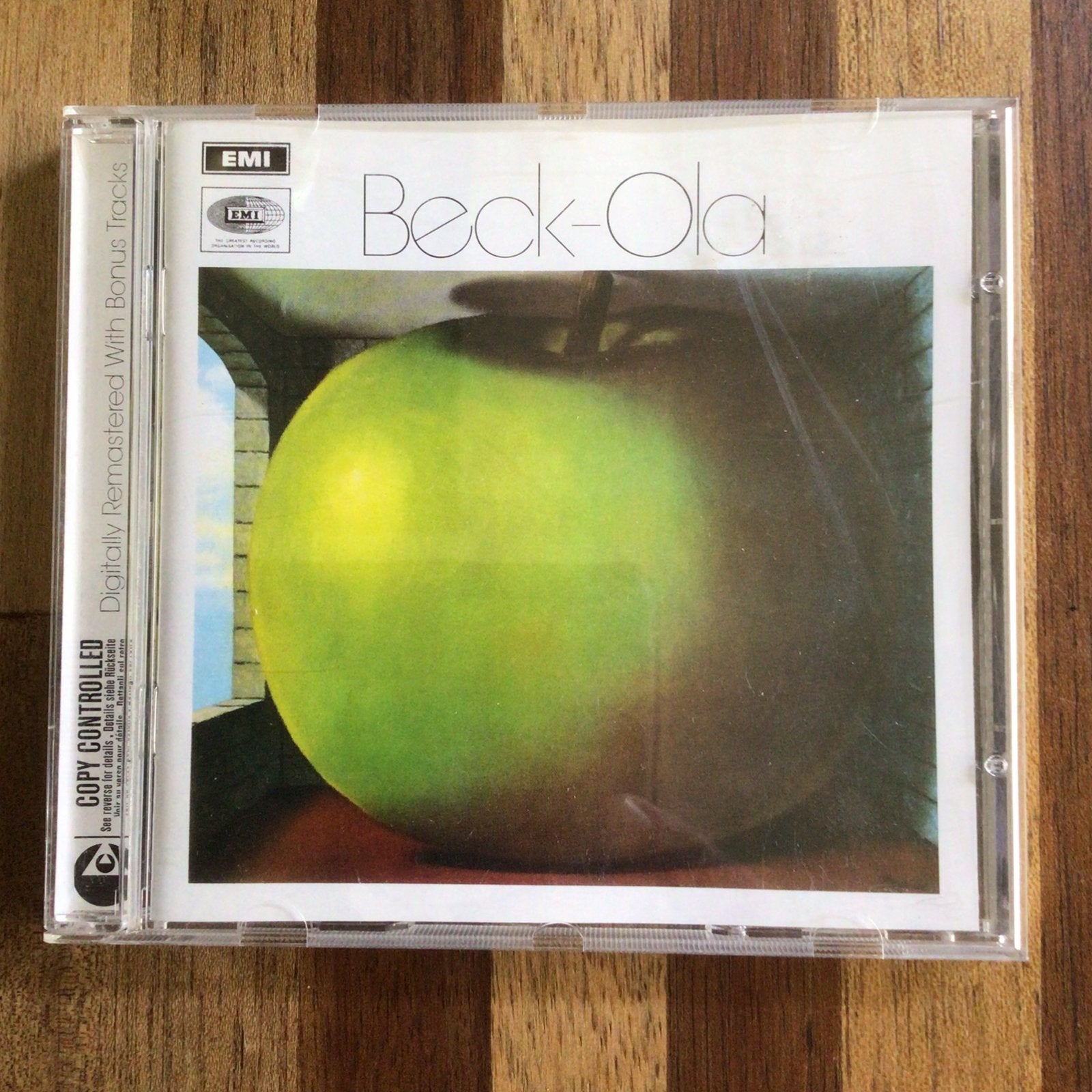 Jeff Beck - Beck-ola - Digitally Remastered + Bonus Tracks, Ophalen of Verzenden, Zo goed als nieuw, Remastered