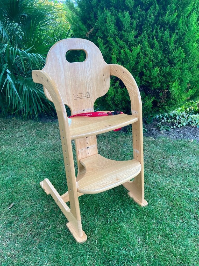 Houten kinderstoel, Kinderen en Baby's, Kinderstoelen, Ophalen, Gebruikt, Meegroeistoel, Gordel(s)