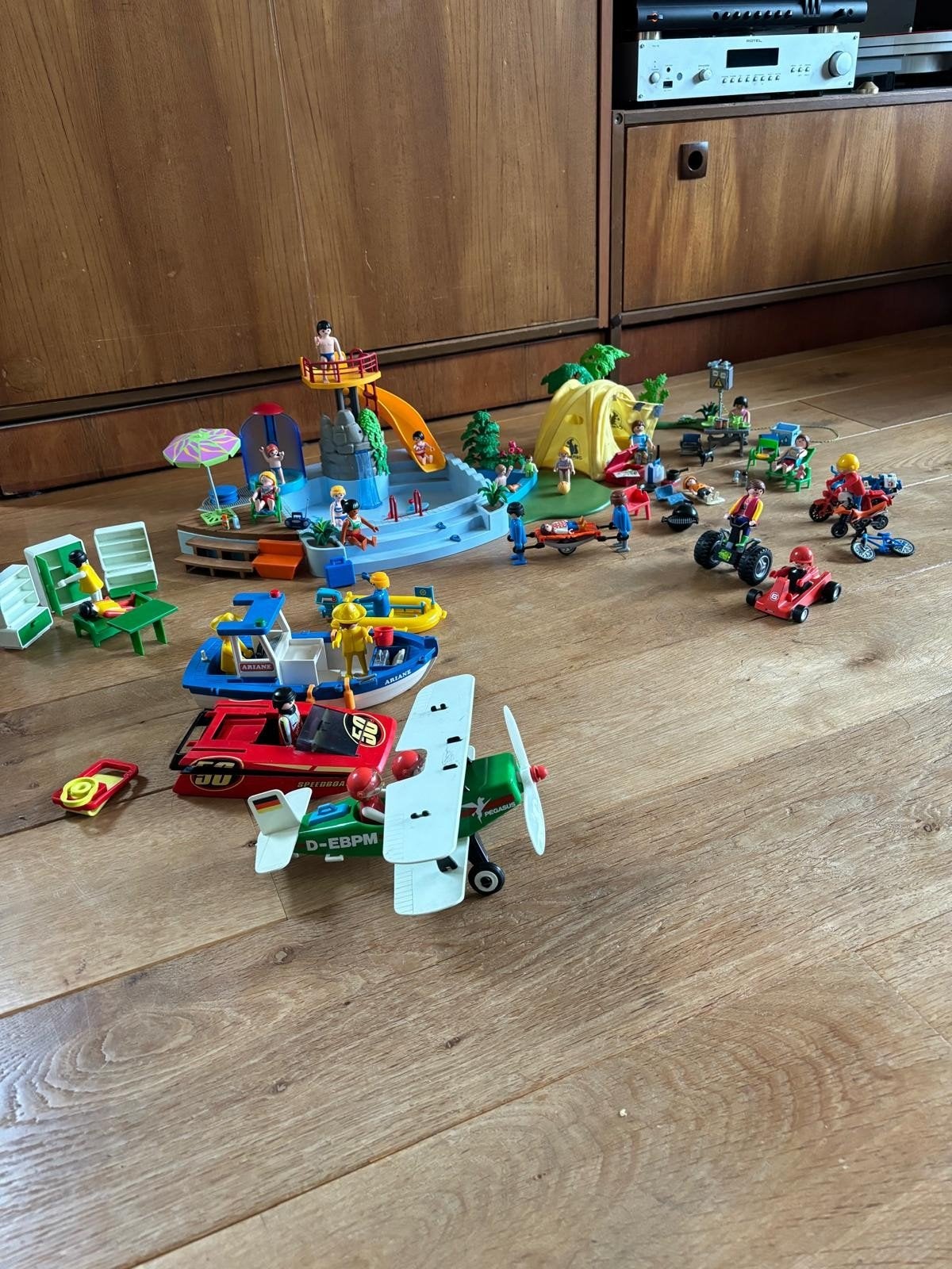 Playmobil grot set met boten, cars en zwembad, Ophalen of Verzenden