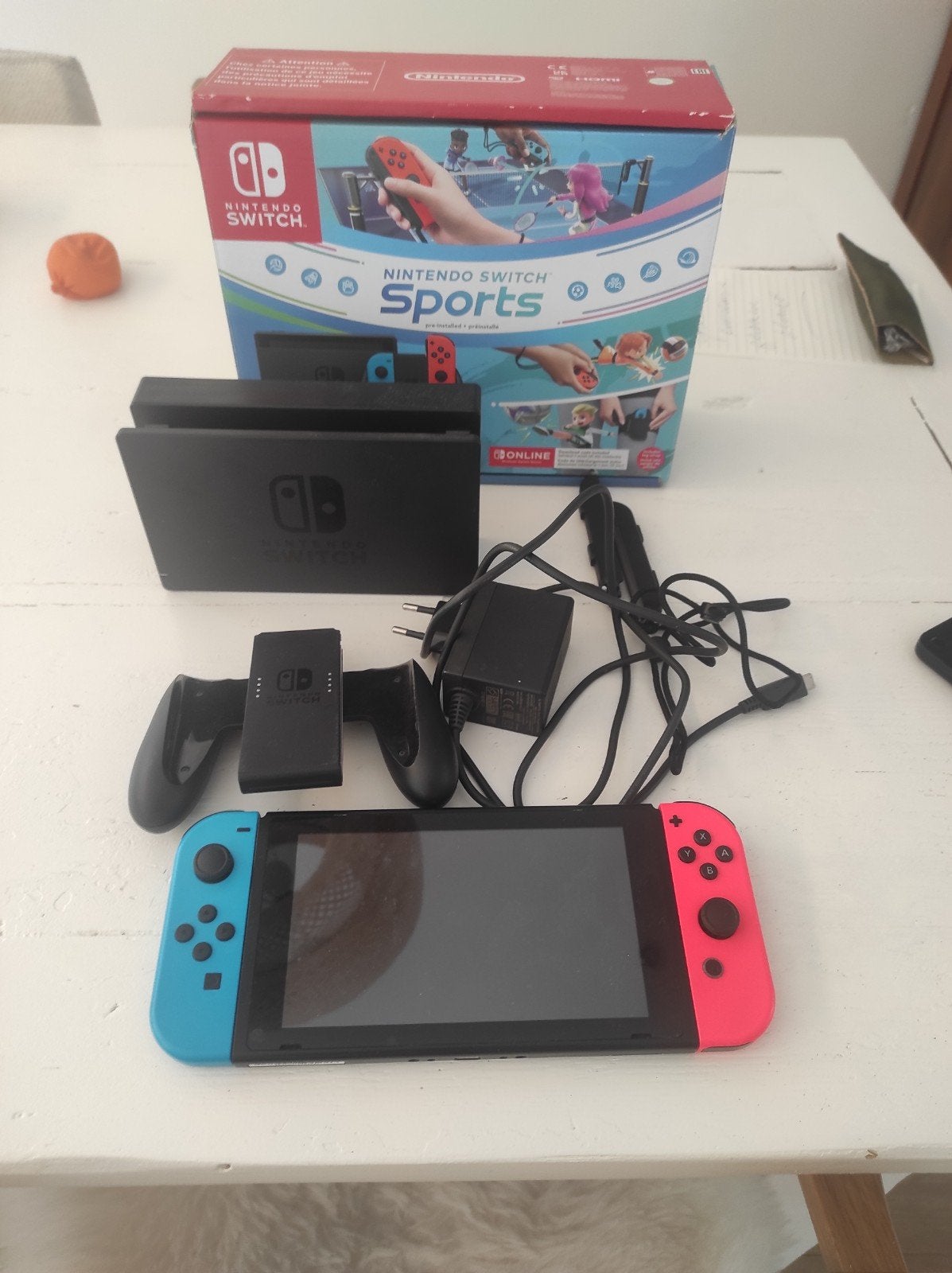 Nintendo Switch Weining gebruikt., Ophalen of Verzenden, Zo goed als nieuw, Zonder controller, Switch 2019 Upgrade