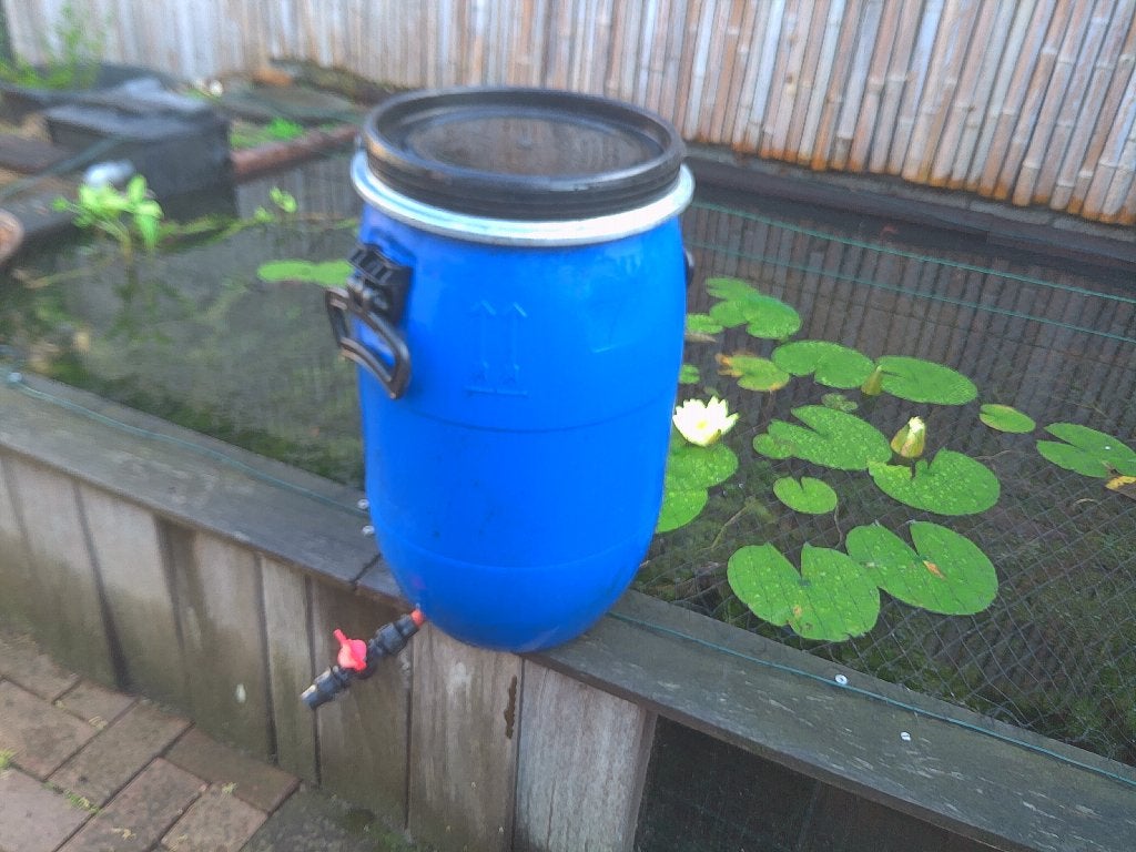 Ton met deksel, klemband en aftap, 150 liter of meer, Ophalen, Met kraantje
