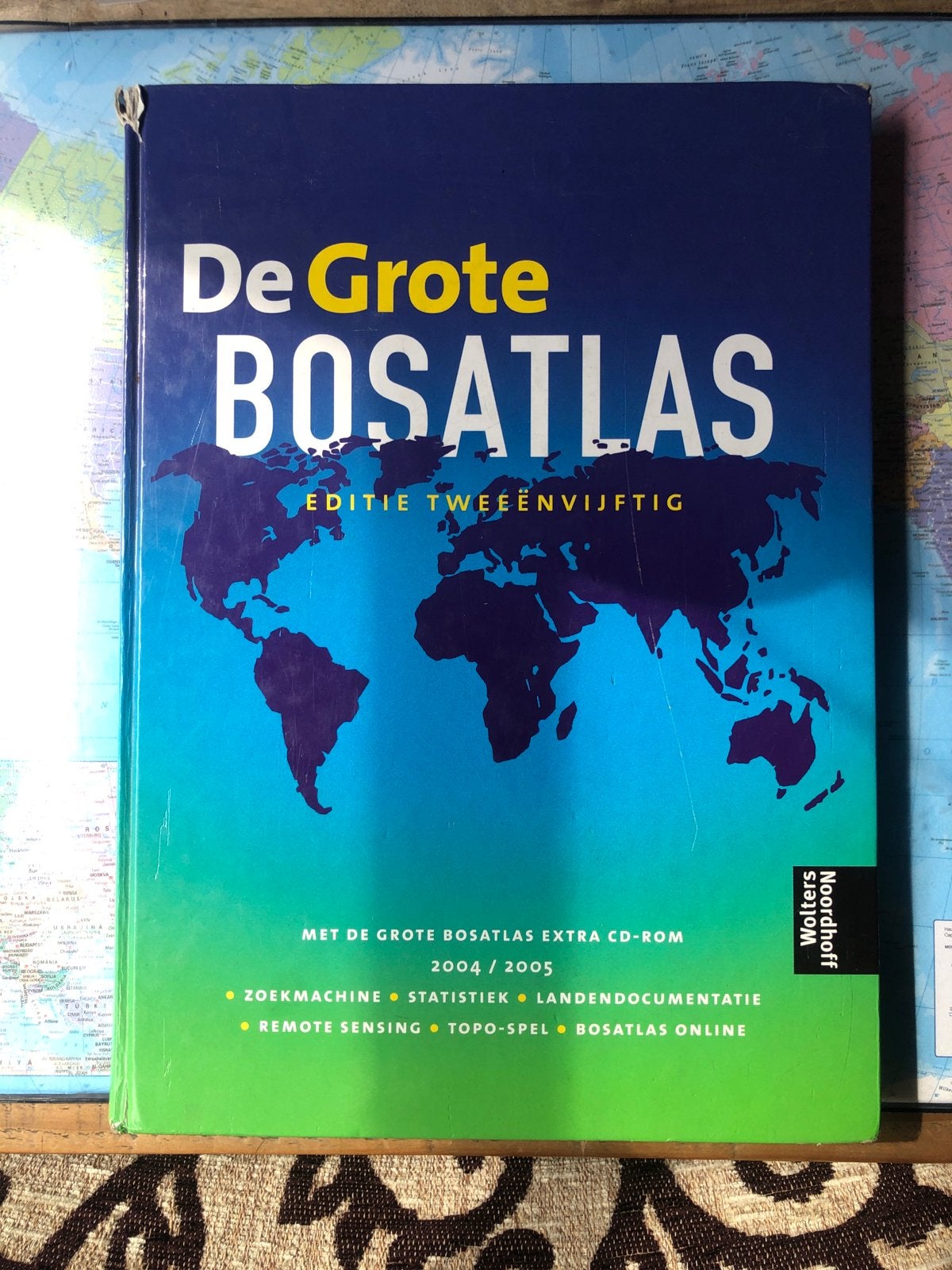 De Grote Bosatlas 52e editie 2004/2005 met CD-ROM, Boeken, Gelezen, Bosatlas, 2000 tot heden, Ophalen of Verzenden