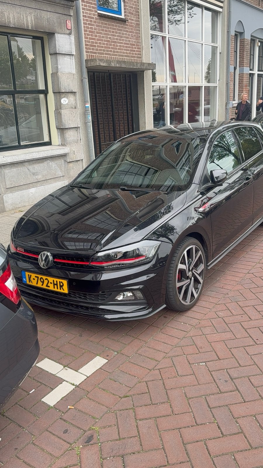 Volkswagen Polo GTI 2.0 TSI DSG 200PK – FULL OPTION, 4 cilinders, 1984 cc, Zwart, 14 km/l