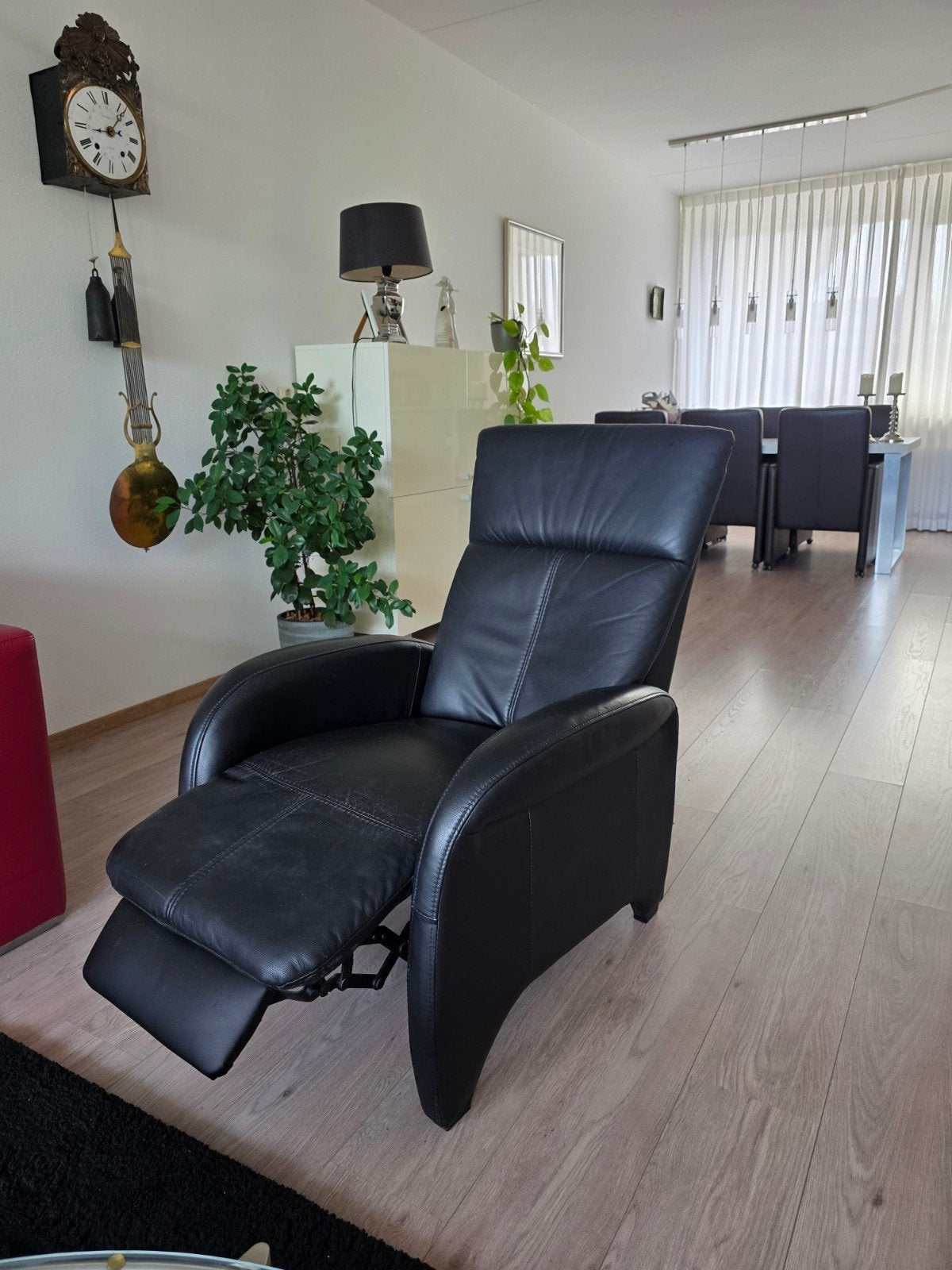 Foto 2 van Relaxfauteuil van Echt Leer - Zwart