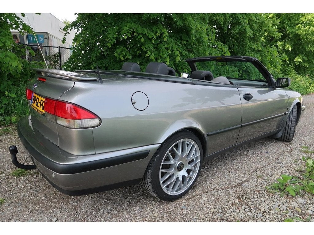 Saab 9-3 Cabrio 2.0t SE Design Edition (bj 2001, automaat), foto 9