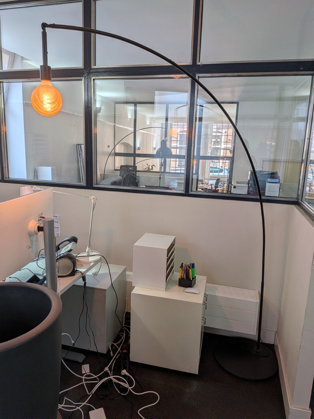 3x IKEA SKAFTET vloerlampen - Zo goed als nieuw, Huis en Inrichting, Lampen | Vloerlampen, Ophalen, Modern, Industrieel, E27 (groot)