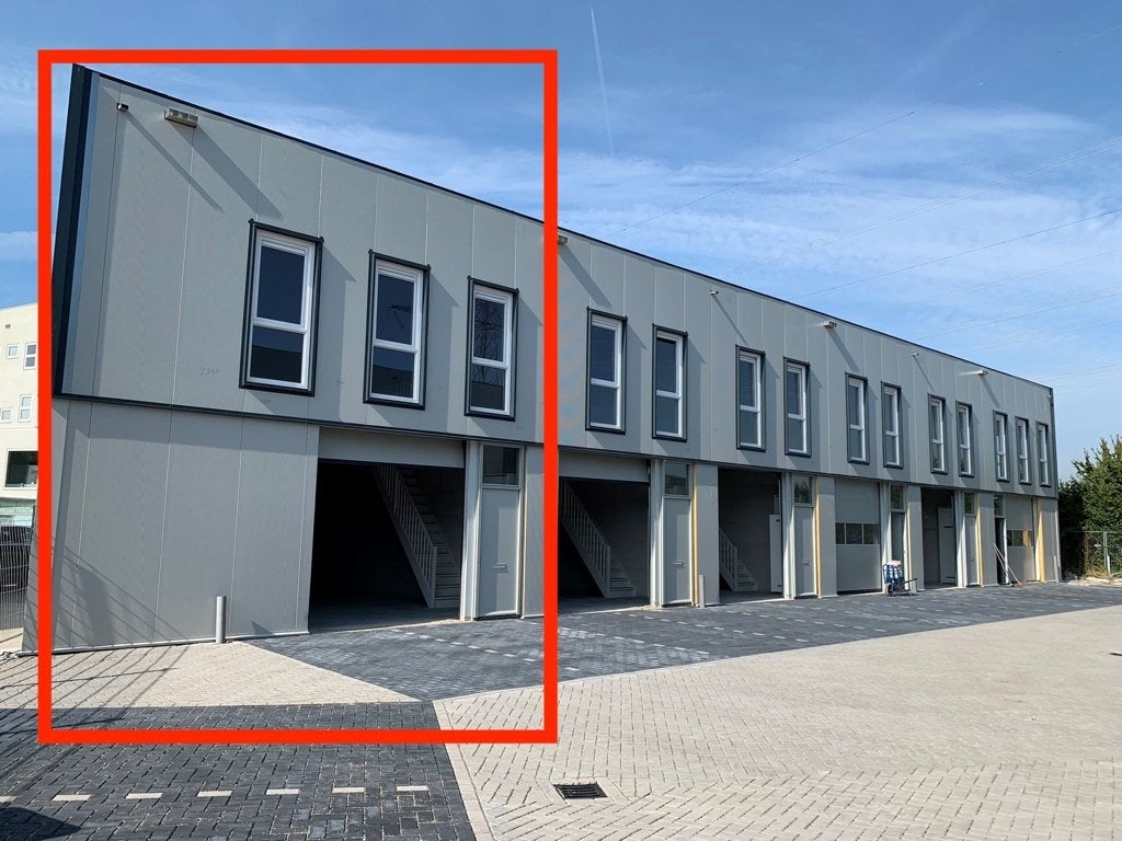 118 M2 Bedrijfs/Kantoorruimte te huur in Almere, 118 m², Huur, Kantoorruimte