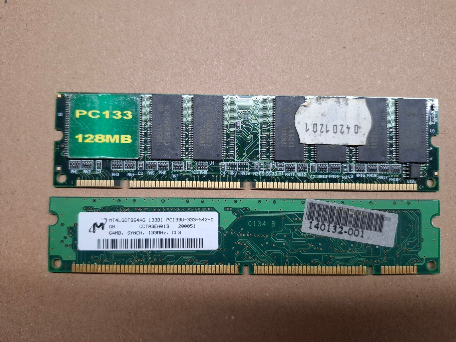 PC133 SDRAM Geheugenmodules - 128MB en 64MB, Overige soorten, Server, Ophalen of Verzenden, Gebruikt