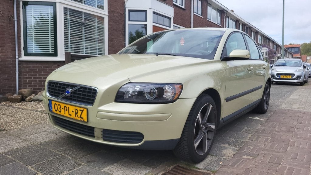 Volvo S40 1.8 2004 Groen, Auto's, Voorwielaandrijving, Zwart, 4 cilinders, S40